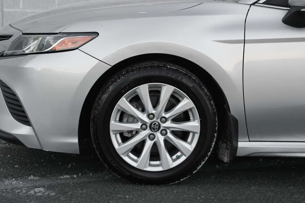 Toyota Camry снимка Toyota Camry