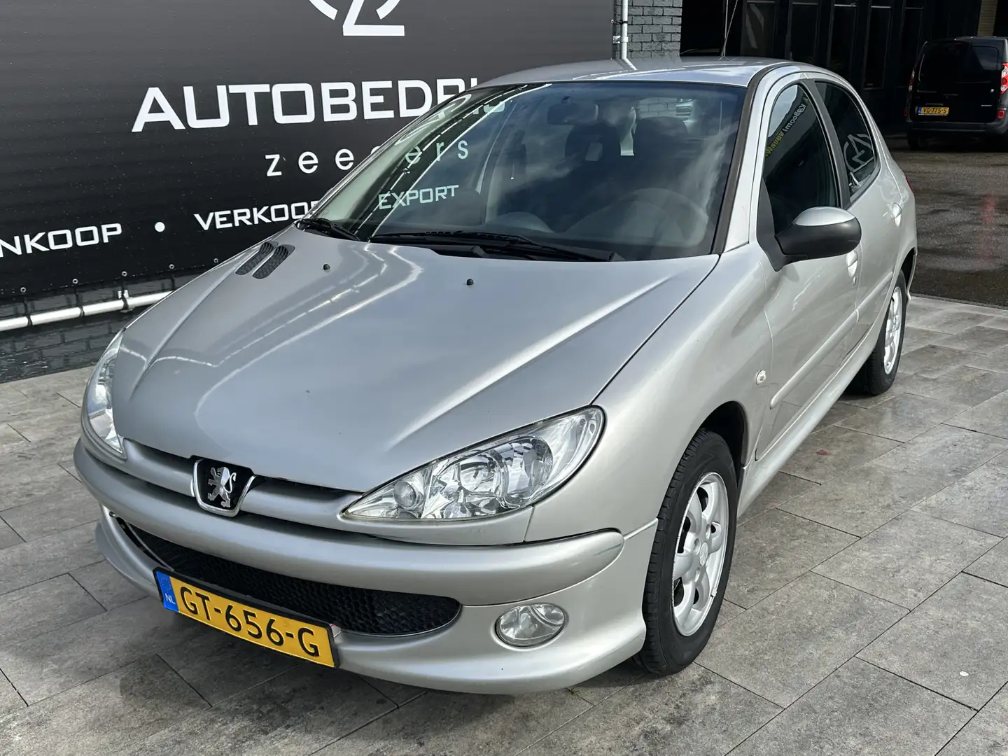 Peugeot 206 1.4 One-line *Airco* siva - 2