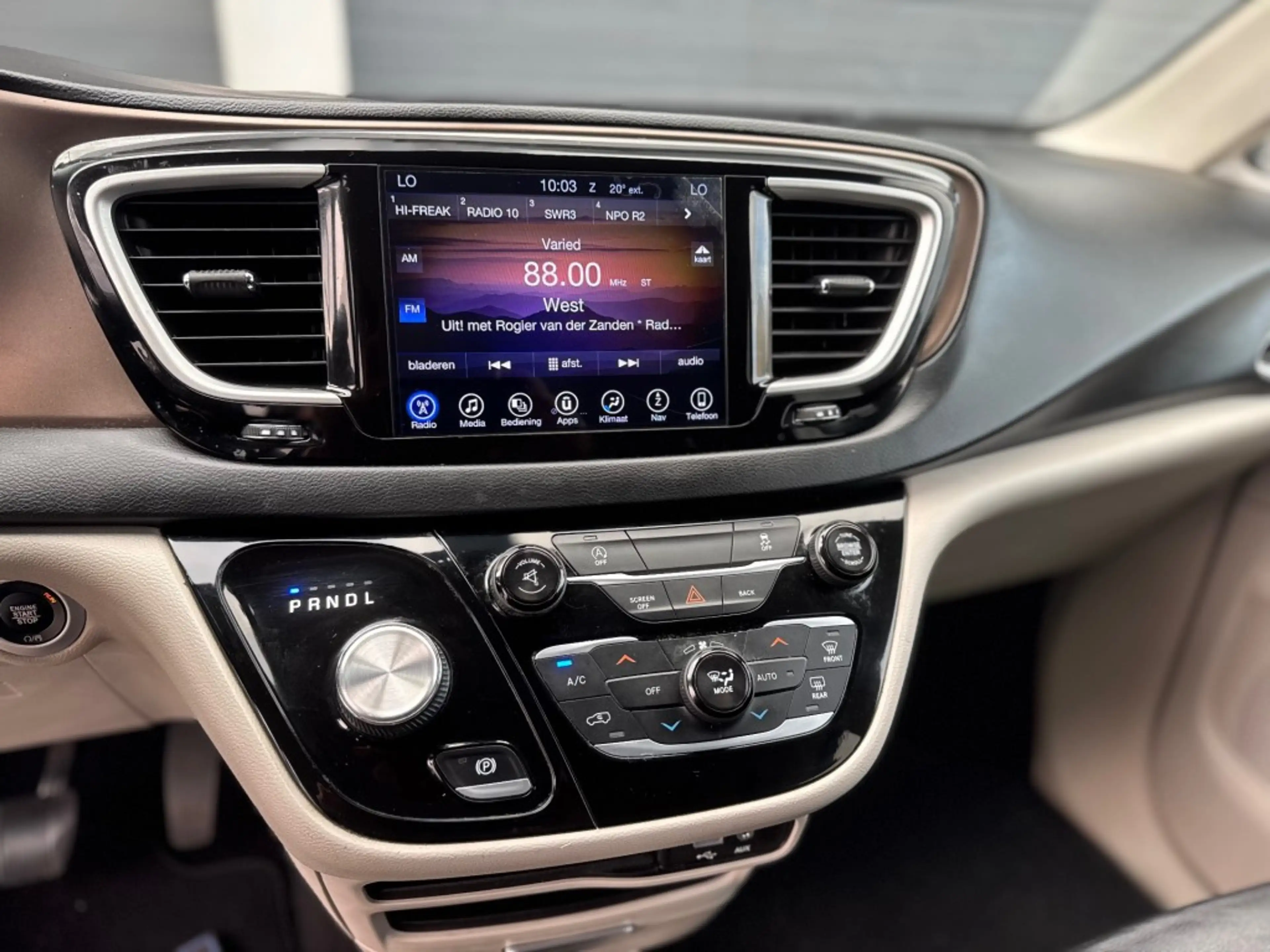 Chrysler Pacifica 3.6i LIMITED STOW 'N GO — photo 15