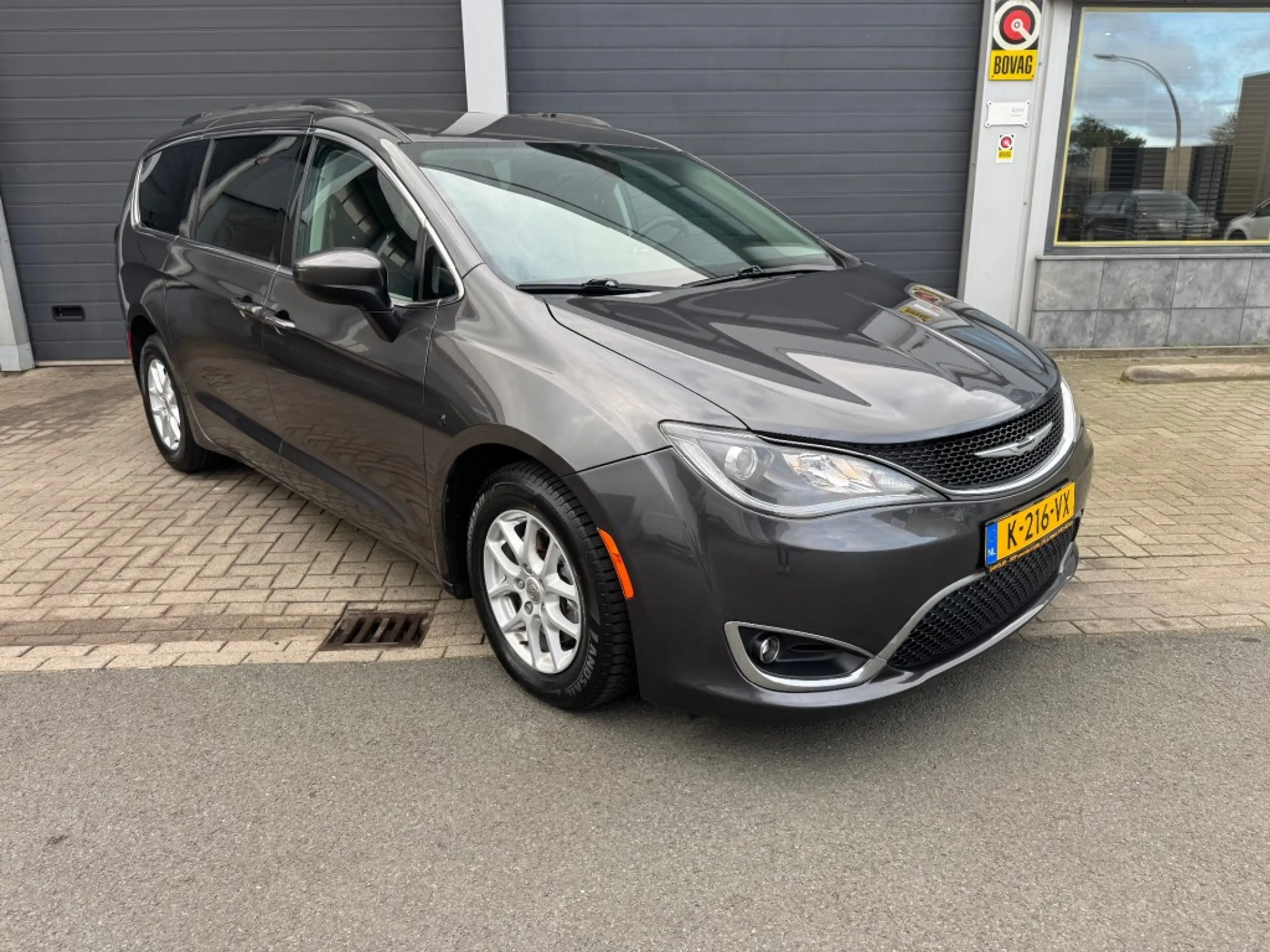 Chrysler Pacifica 3.6i LIMITED STOW 'N GO — photo 2
