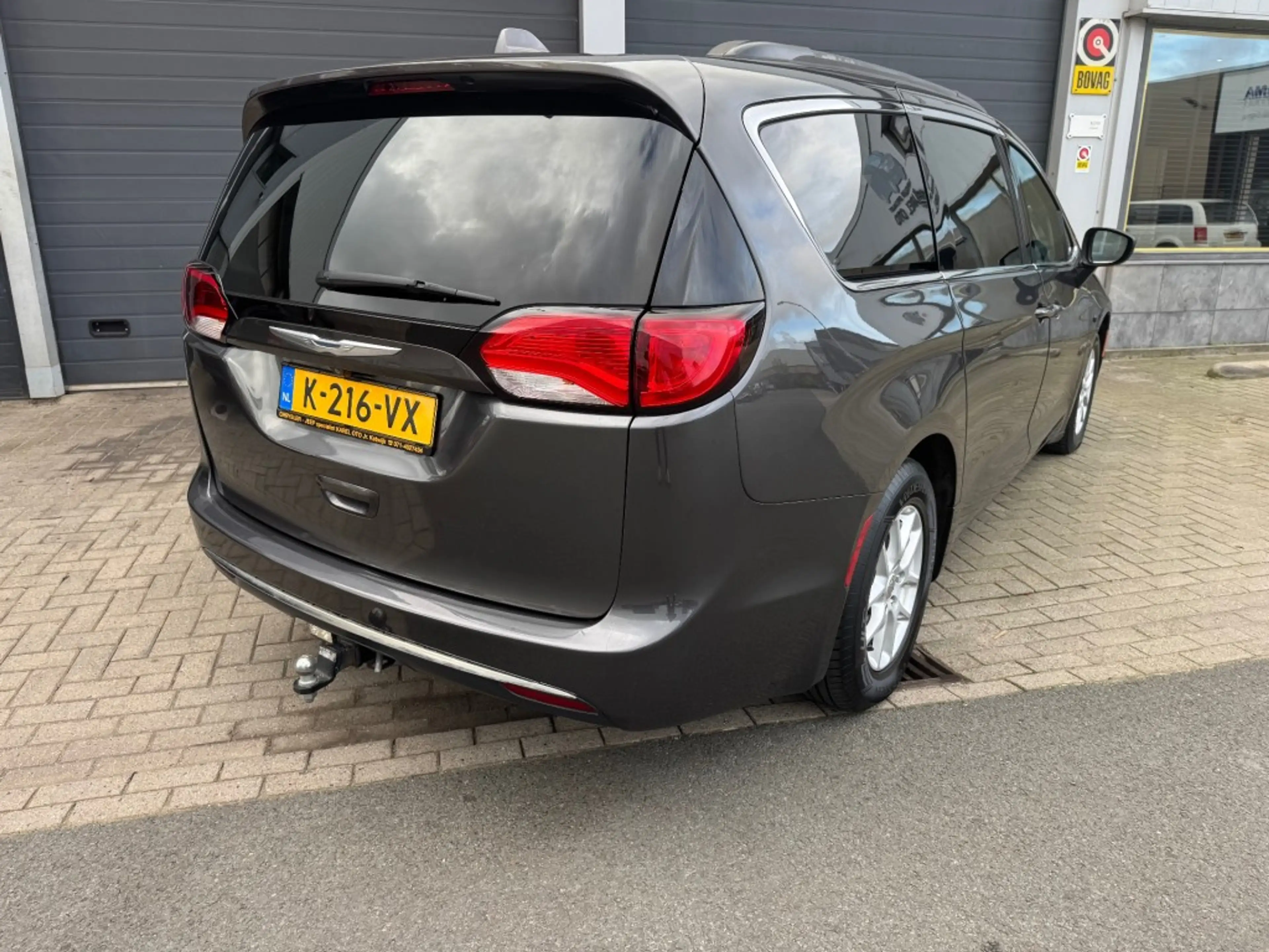 Chrysler Pacifica 3.6i LIMITED STOW 'N GO — photo 3