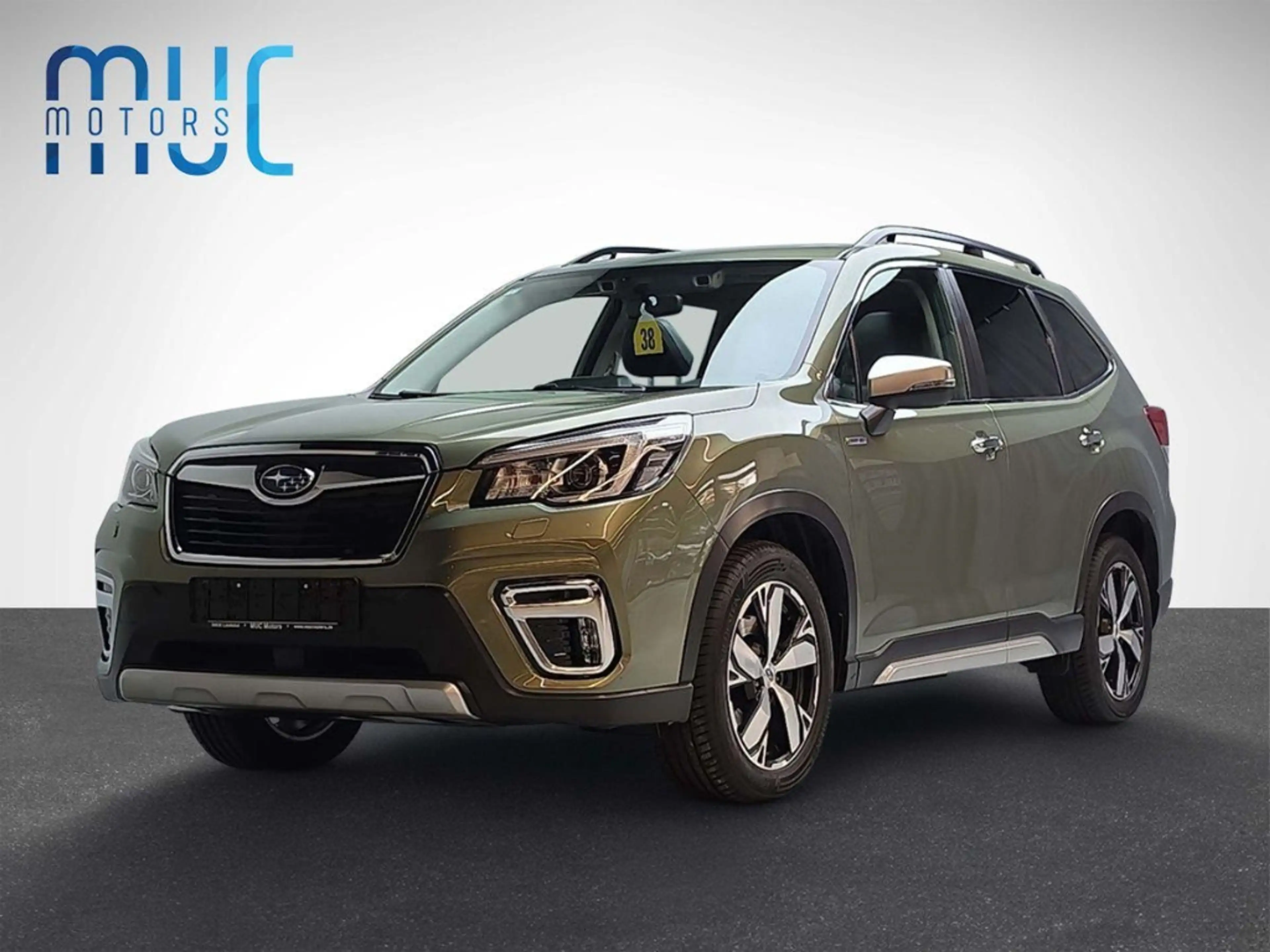 Subaru Forester Platinum in Jasper Green Allrad