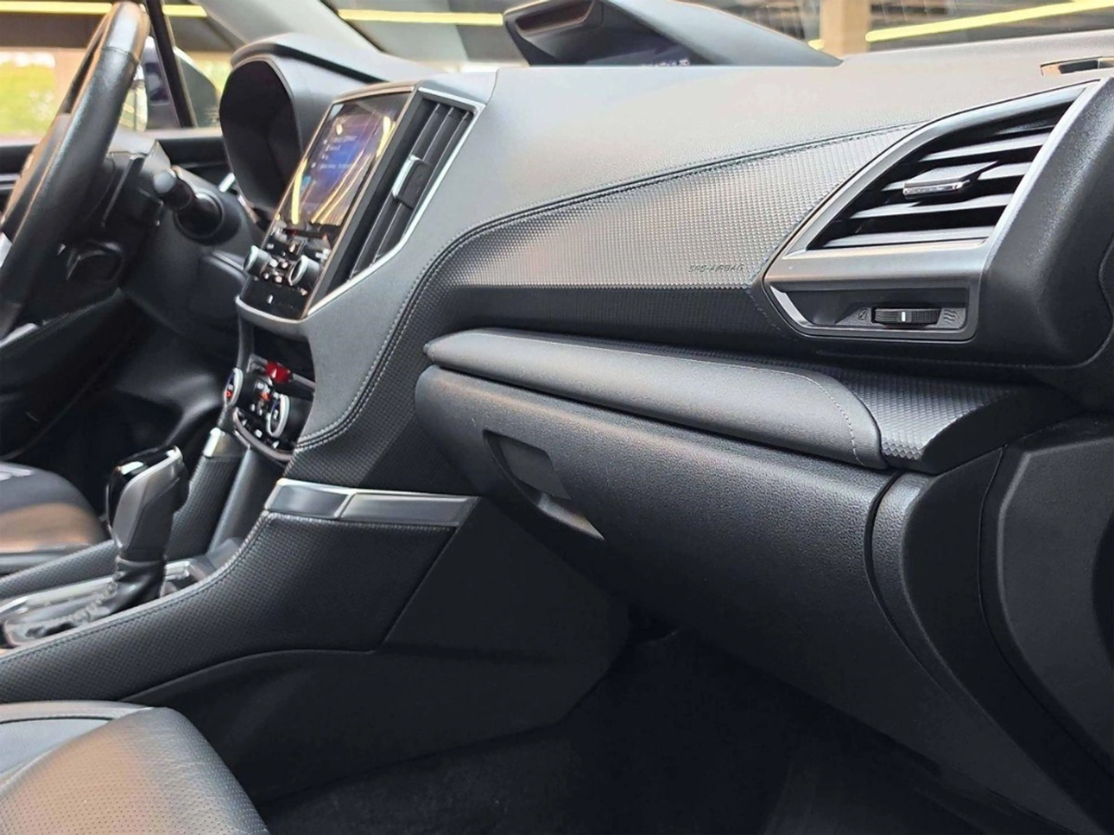 Subaru Forester Platinum in Jasper Green Allrad — photo 12