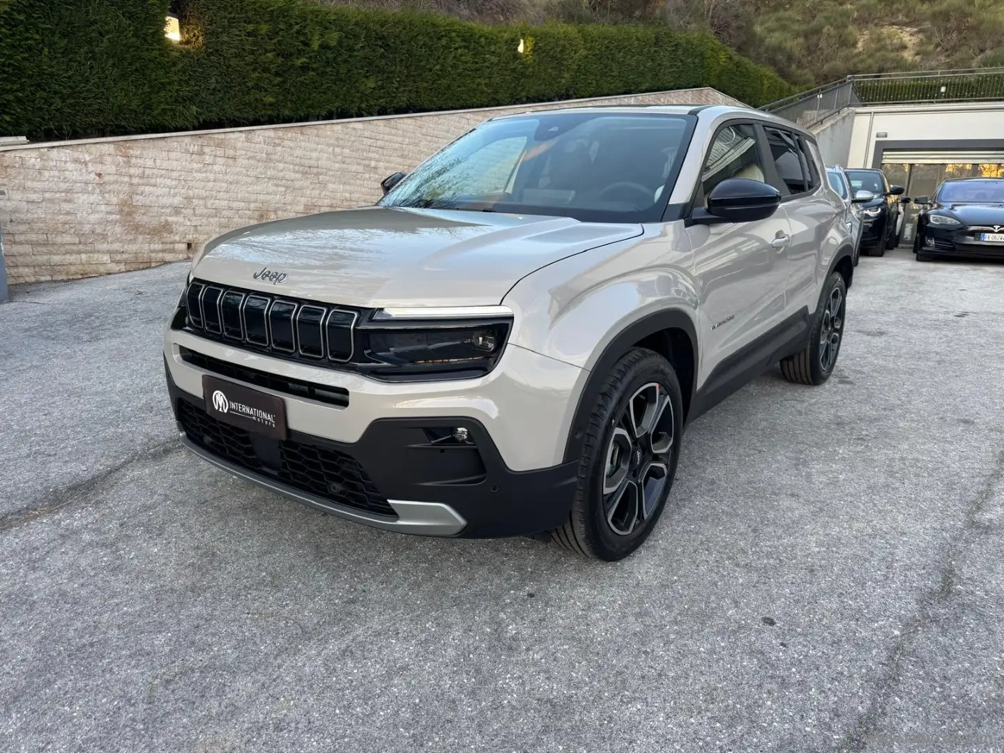 Jeep Avenger 1.2 Turbo Summit Gelb - 1