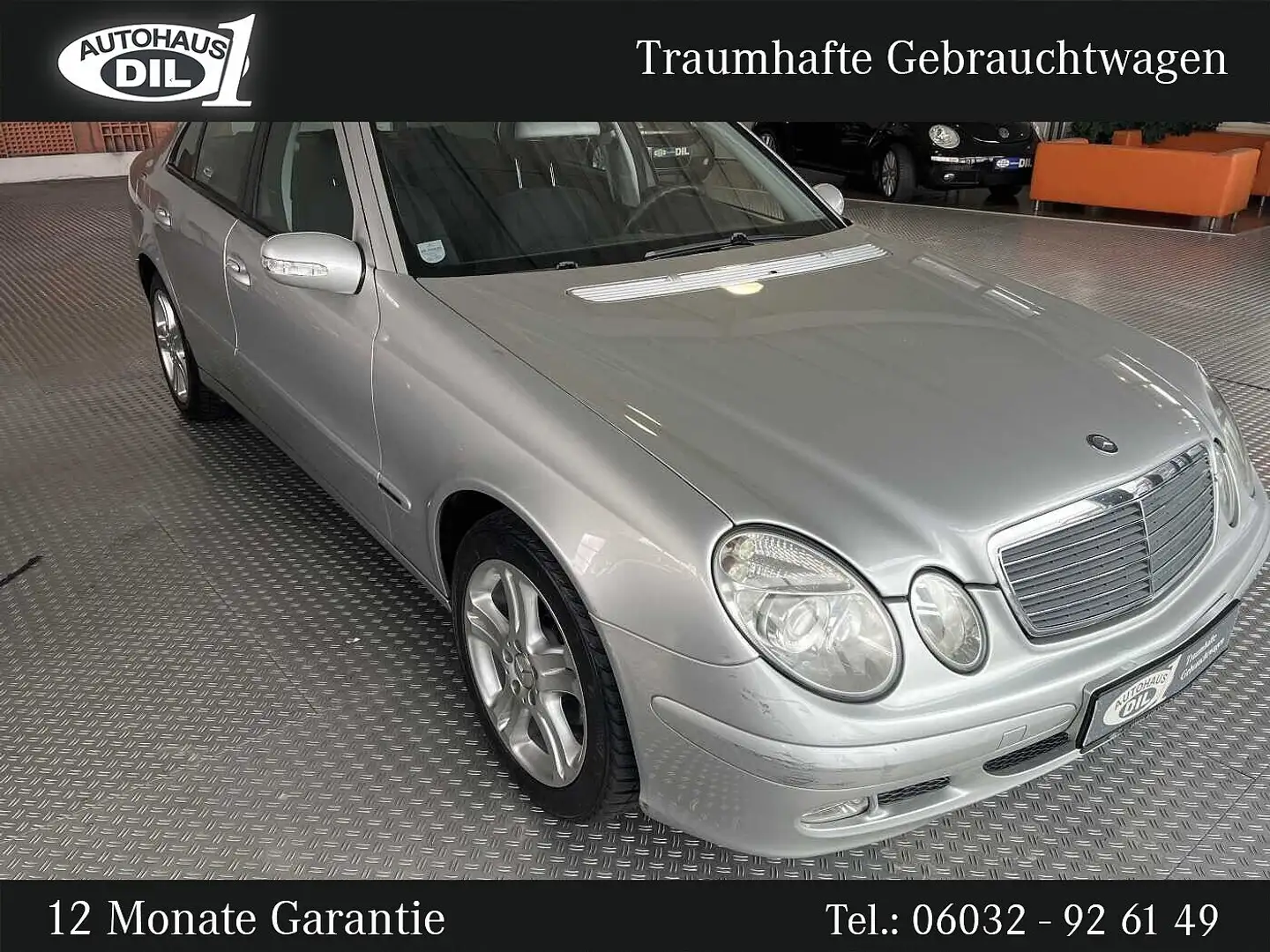 Mercedes-Benz E 200 Kompressor *1-Hand-Scheckheftgepflegt* Серебристый - 1
