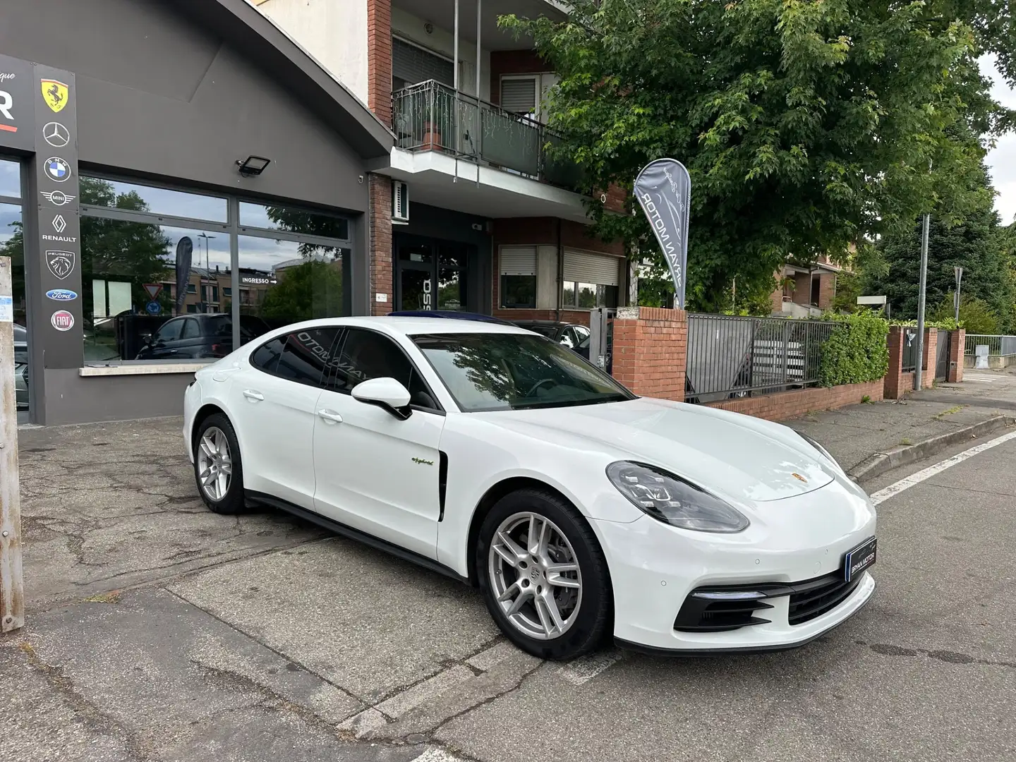 Porsche Panamera 2.9 4 E-Hybrid Executive Bianco - 2