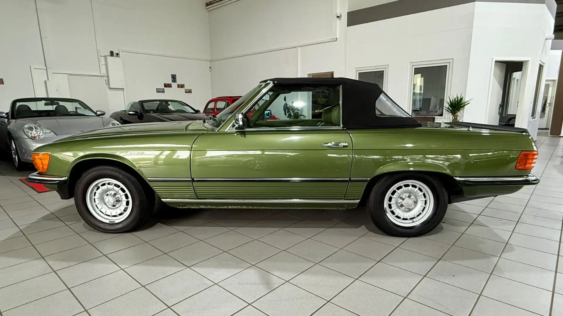 Mercedes-Benz SL 380 V8 ROADSTER HARDTOP NOTE-SEHR-GUT 2.HAND zelena - 2