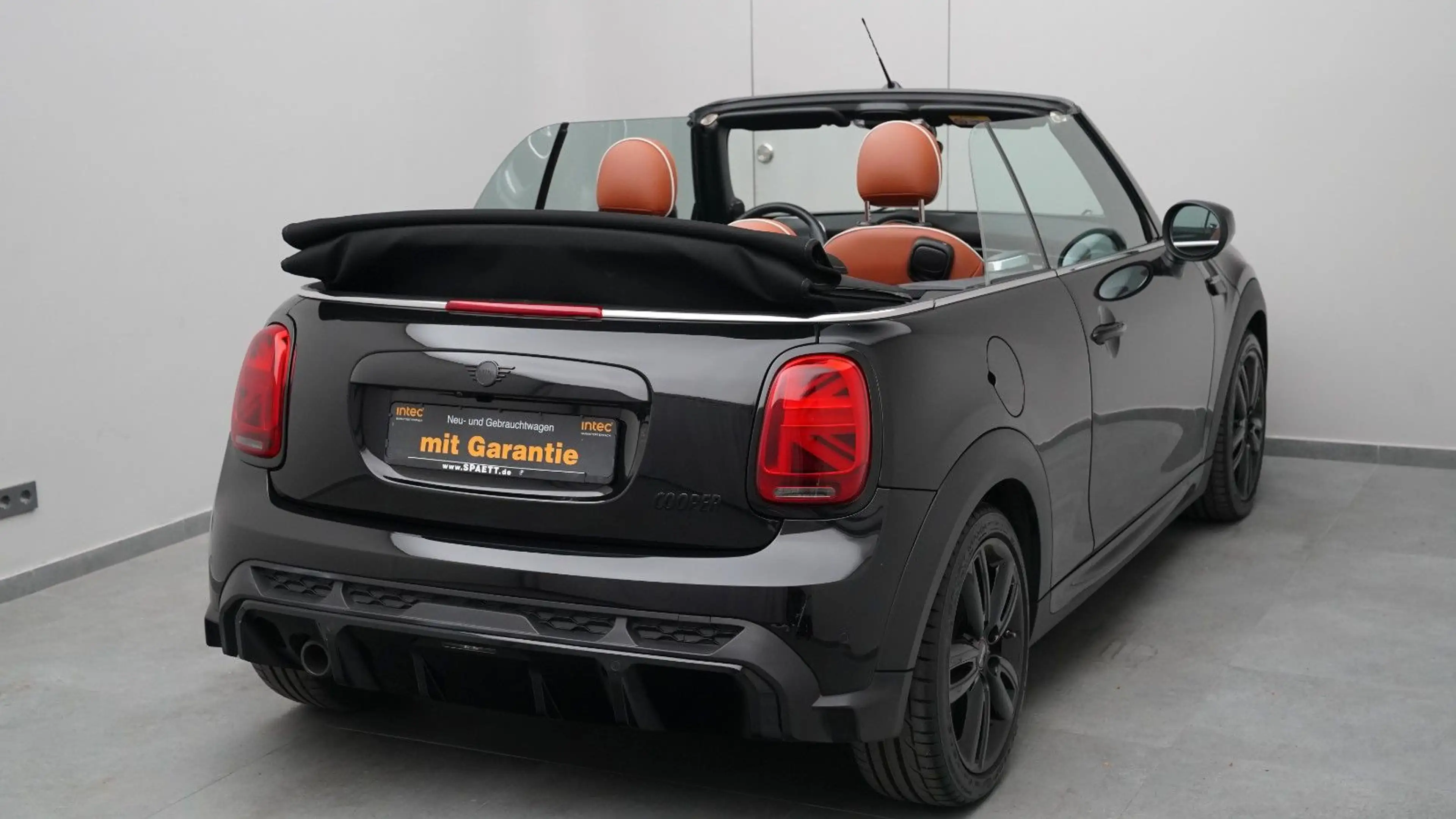 MINI Cooper Cabrio John Cooper Works Trim *NAVI*LED* — photo 9