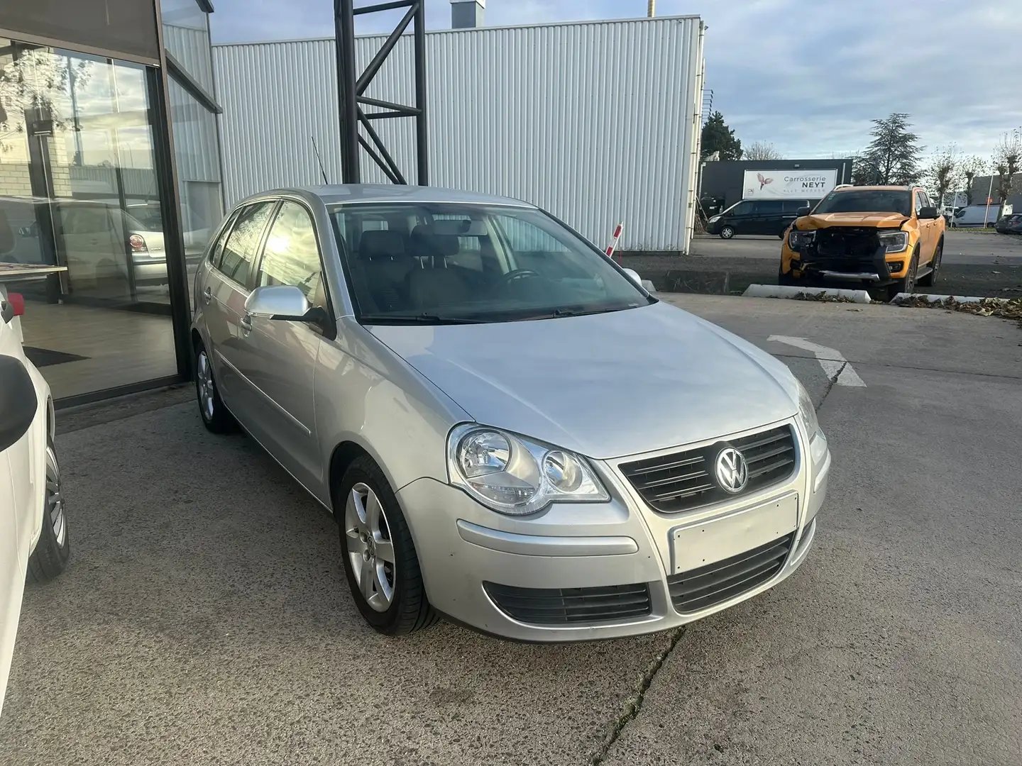 Volkswagen Polo 1.2 BENZINE UNITED EDITION BJ. 2008 KM. 133.563 Grijs - 2