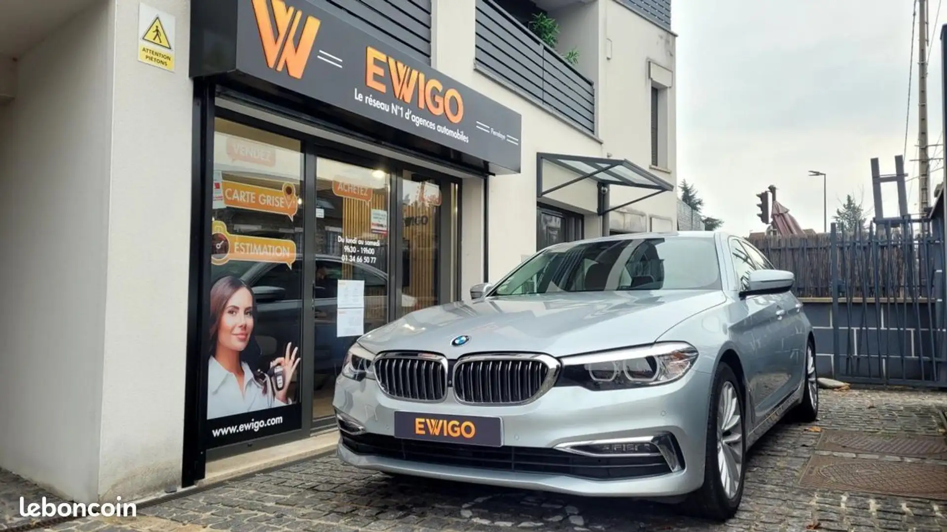 BMW 520 520d LUXURY Line BVA Cam 360° Gris - 1