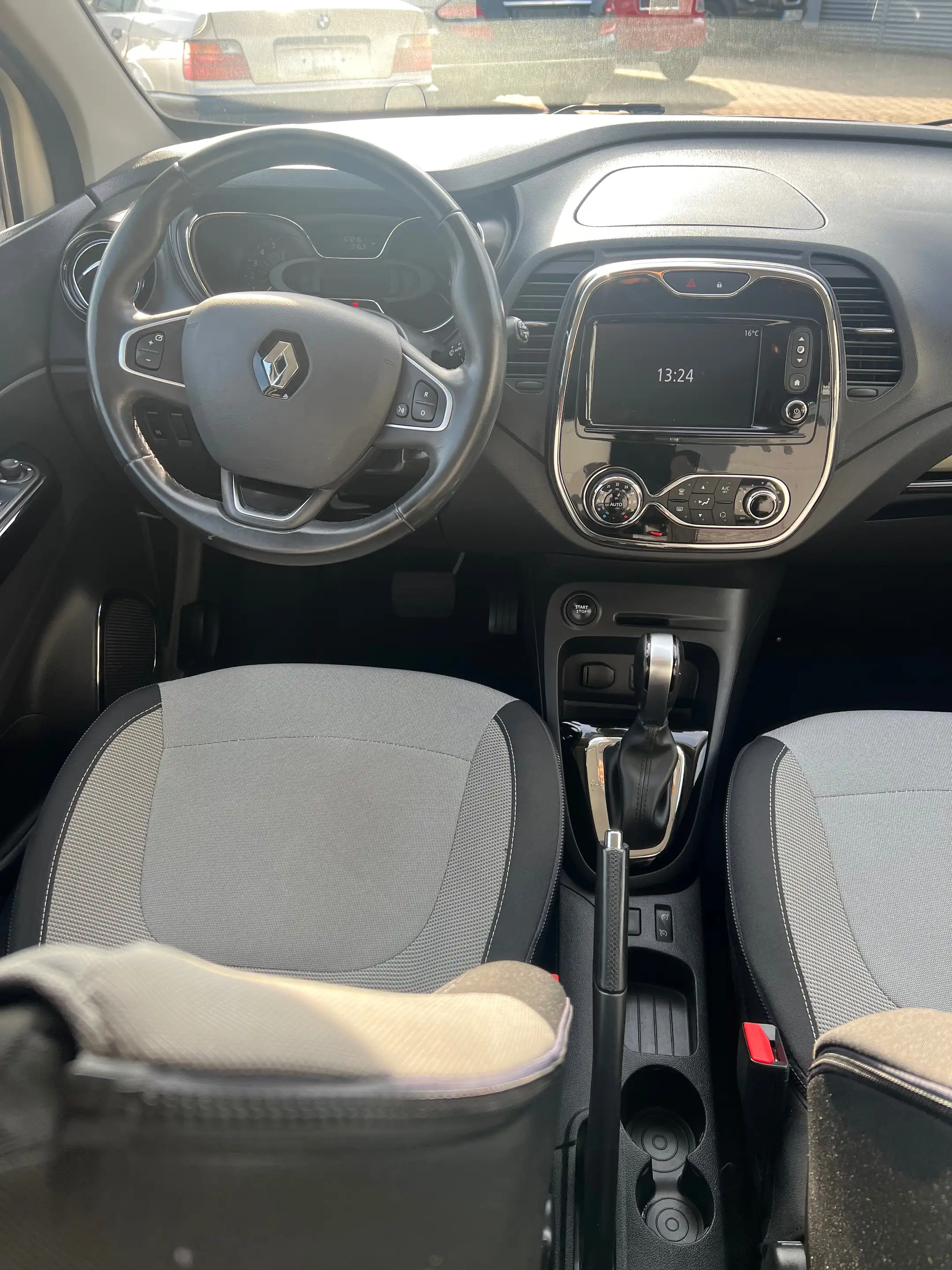 Renault Captur ENERGY TCe 120 EDC Intens/ 1.Hand/ Kamera/Navi — photo 10