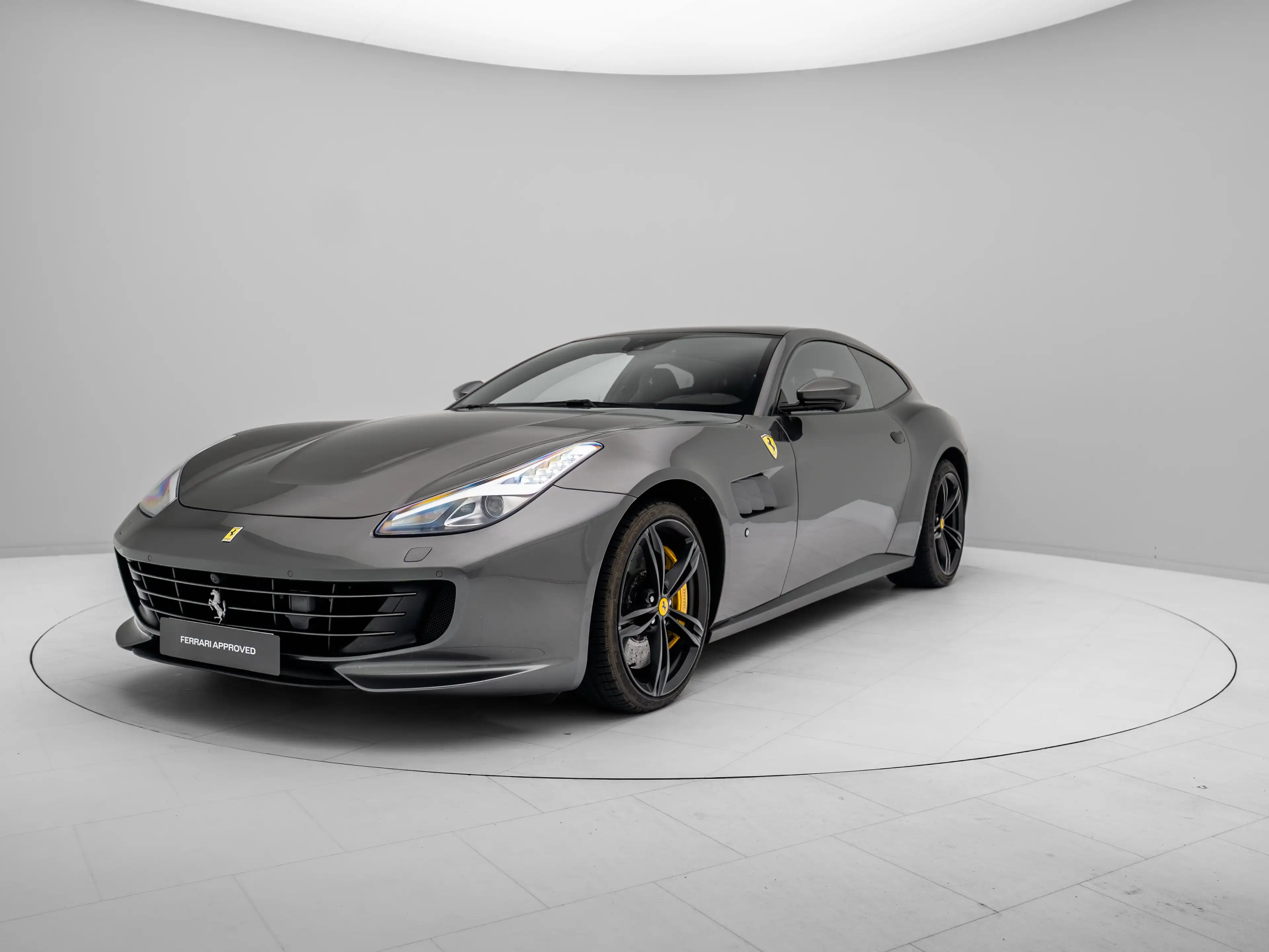 Ferrari GTC4 Lusso GTC4Lusso - FERRARI HAMBURG — photo 10
