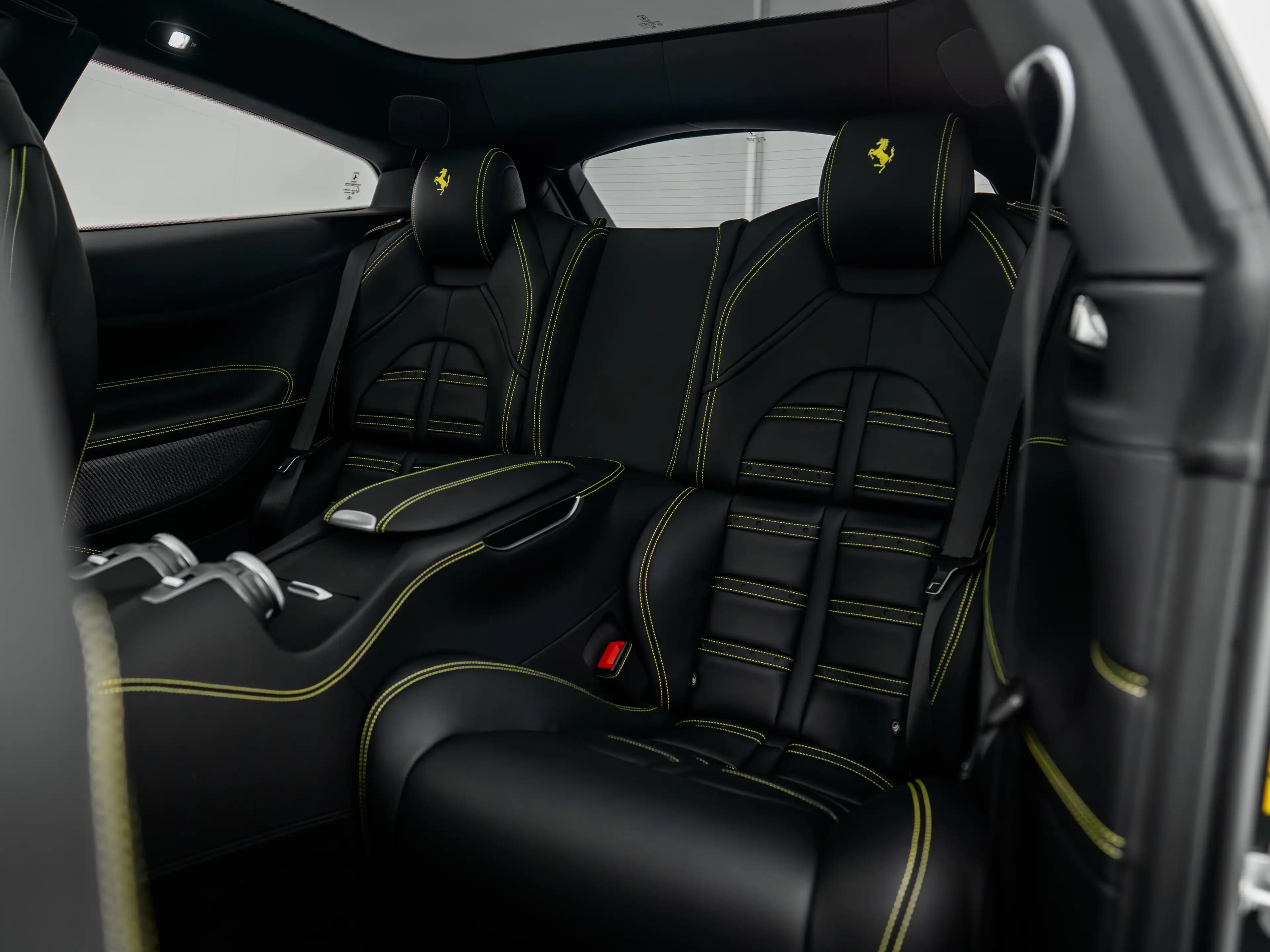 Ferrari GTC4 Lusso GTC4Lusso - FERRARI HAMBURG — photo 20