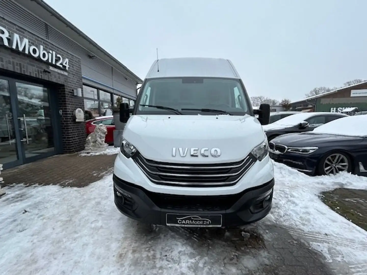 Iveco Daily 35 S 18HA8 V Aut.*KLIMA Blanc - 2