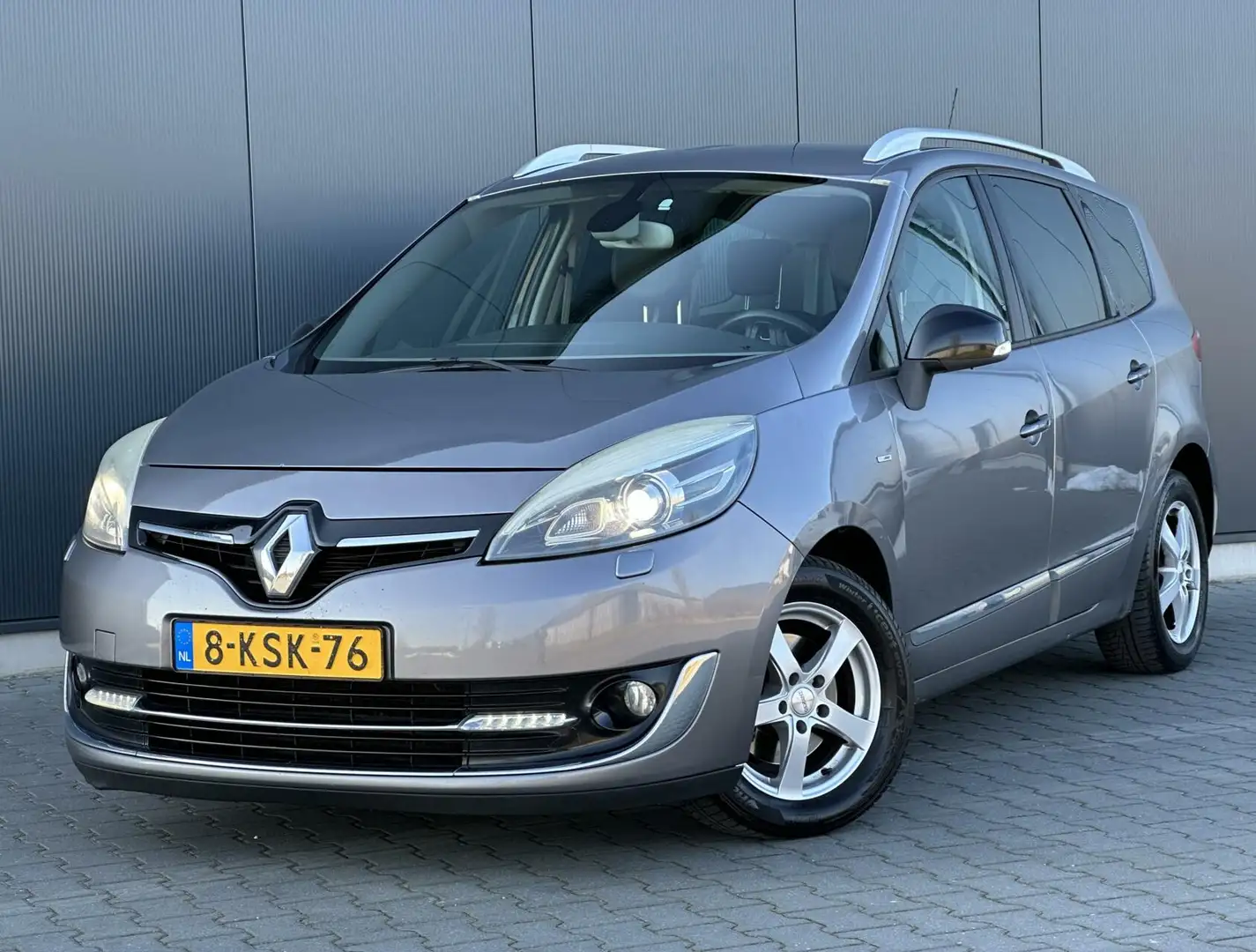 Renault Grand Scenic 1.6 DCI Bosé 7-Persoons - Leder - Navi - Xenon - T Grijs - 1