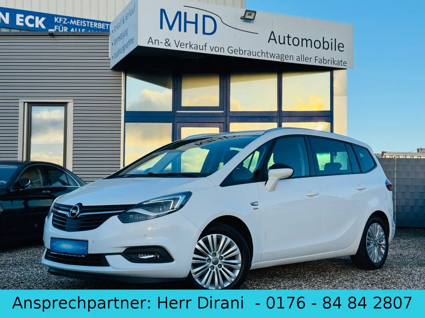 Opel Zafira Tourer Active *LED*Navi*PDC*AHK*Winterpak Blanc - 1