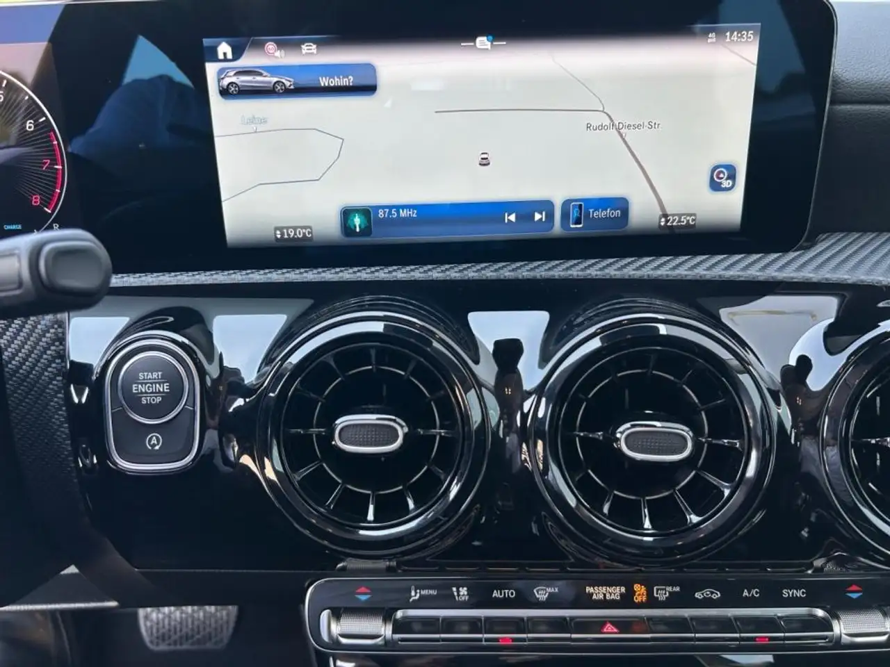 Mercedes-Benz A 180 *7G*Navigation*Kamera*Apple CarPlay*AHK* 10