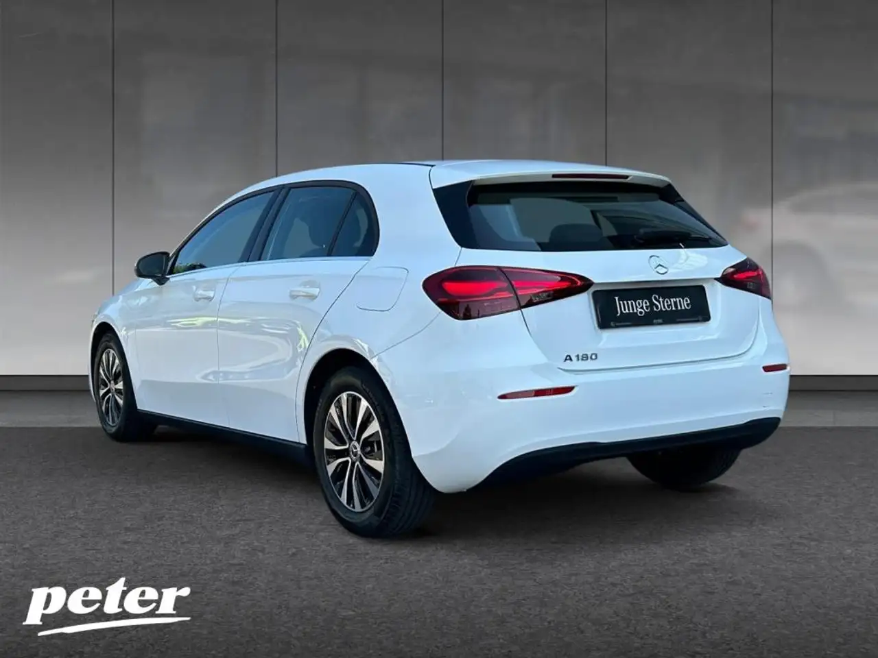Mercedes-Benz A 180 *7G*Navigation*Kamera*Apple CarPlay*AHK* 3