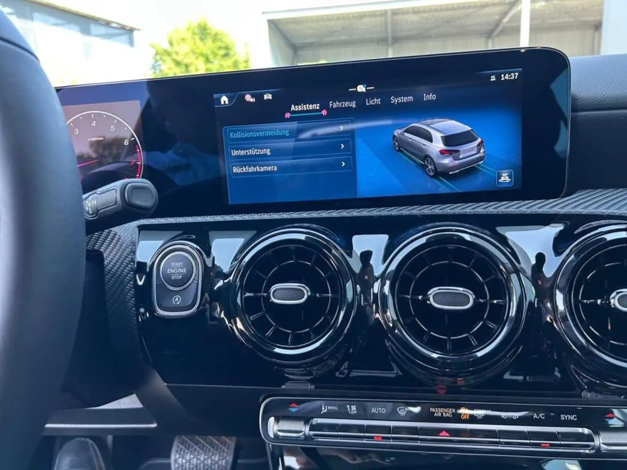 Mercedes-Benz A 180 *7G*Navigation*Kamera*Apple CarPlay*AHK* 15