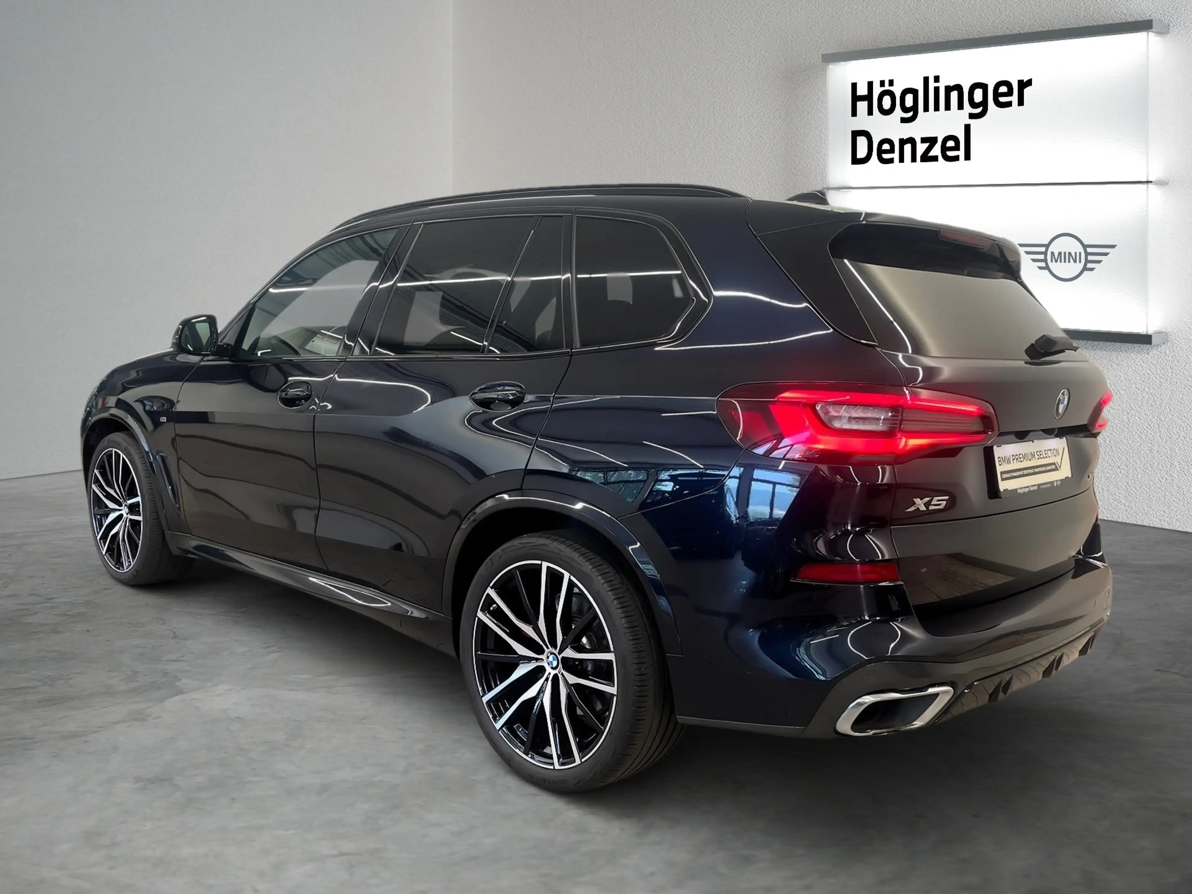 BMW X5 xDrive40d — photo 9