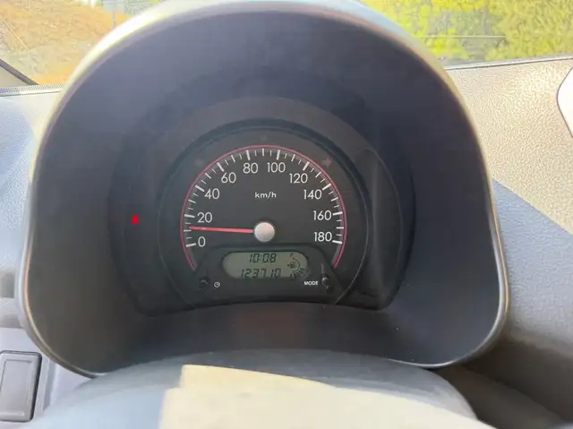 Suzuki Alto view 12