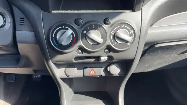 Suzuki Alto view 13