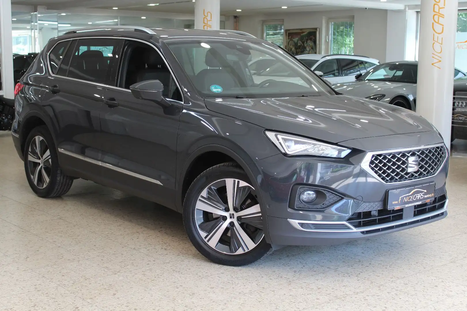 SEAT Tarraco 2,0 TDI"Xcellence"LED"Navi"ACC"Beats"AHK Grijs - 1