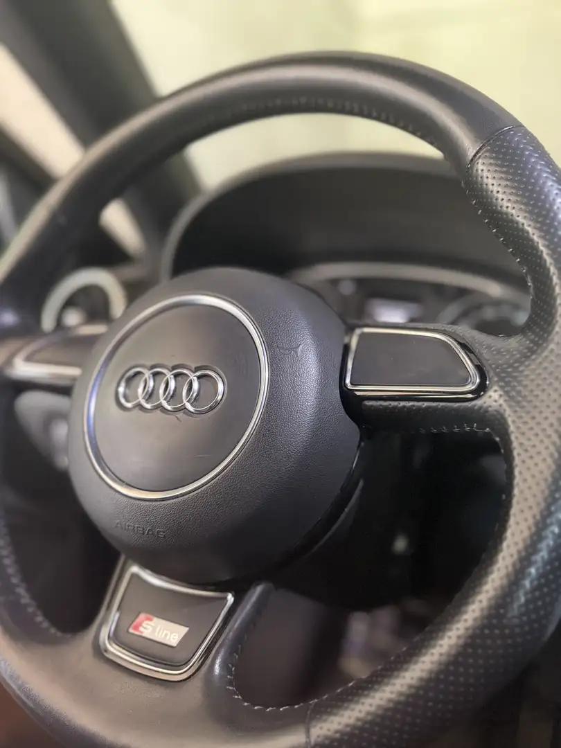 Audi A1 Sportback 1.6 tdi Sportback - 2