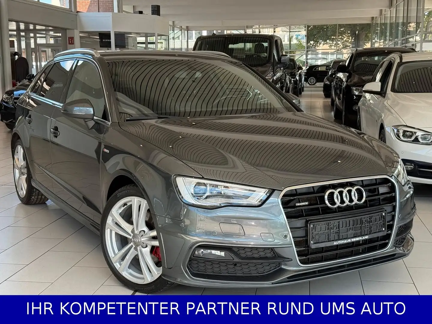 Audi A3 Sportback 2 X S-line Sportpaket quattro VOLL Gris - 1