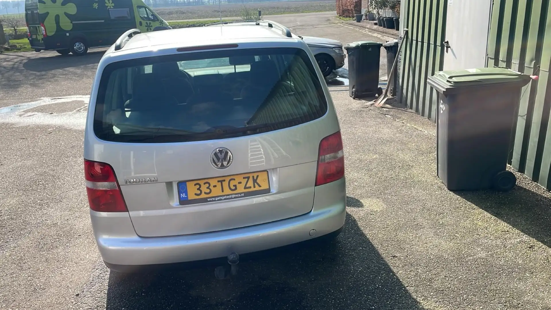 Volkswagen Touran 1.6 Optive II Grijs - 2