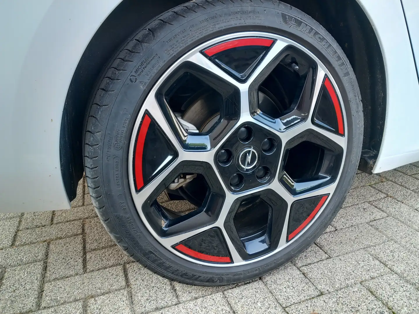 Opel Astra Astra Plug-In-Hybrid GS Weiß - 2