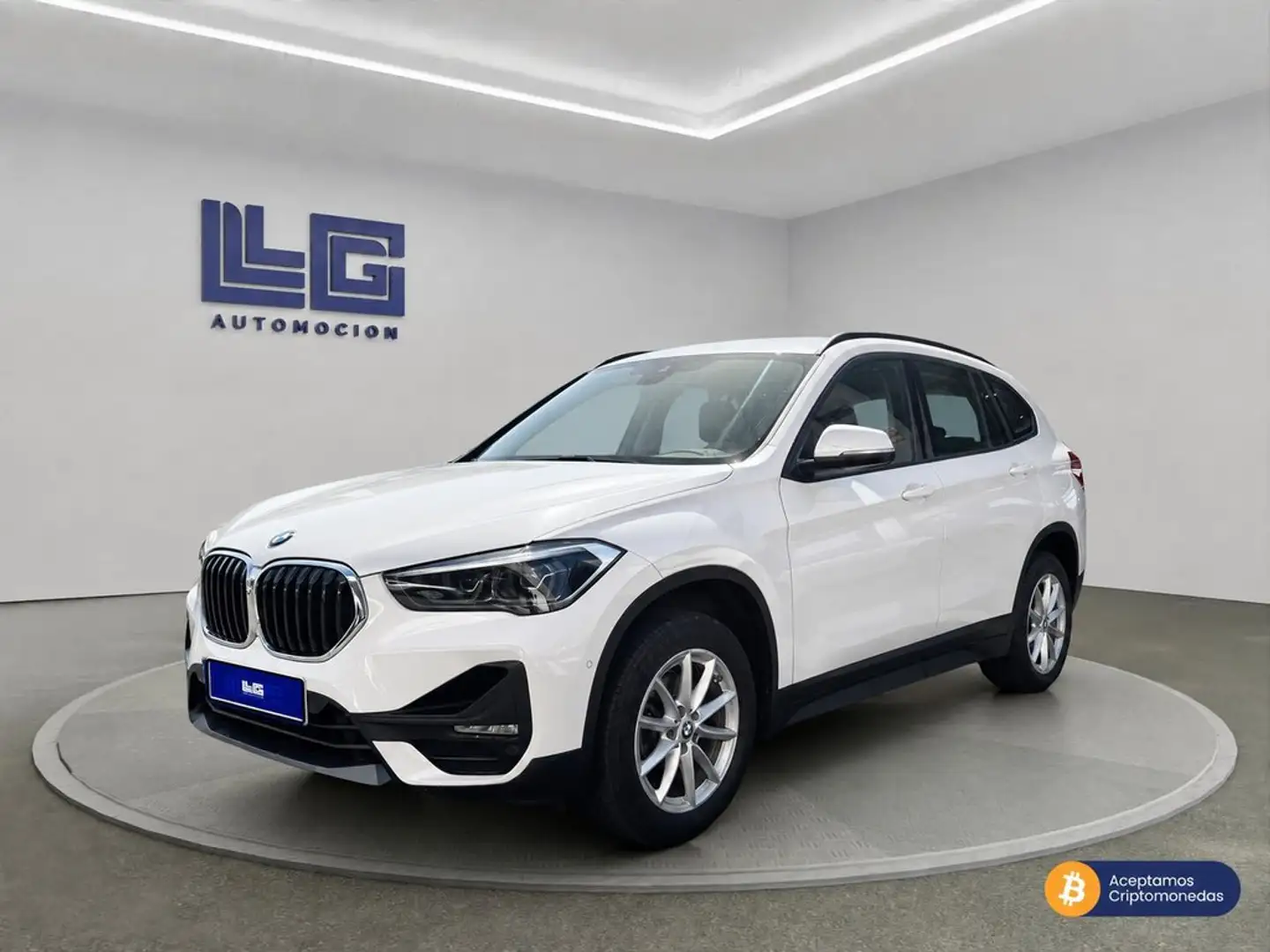 BMW X1 sDrive 18dA Business Blanco - 1