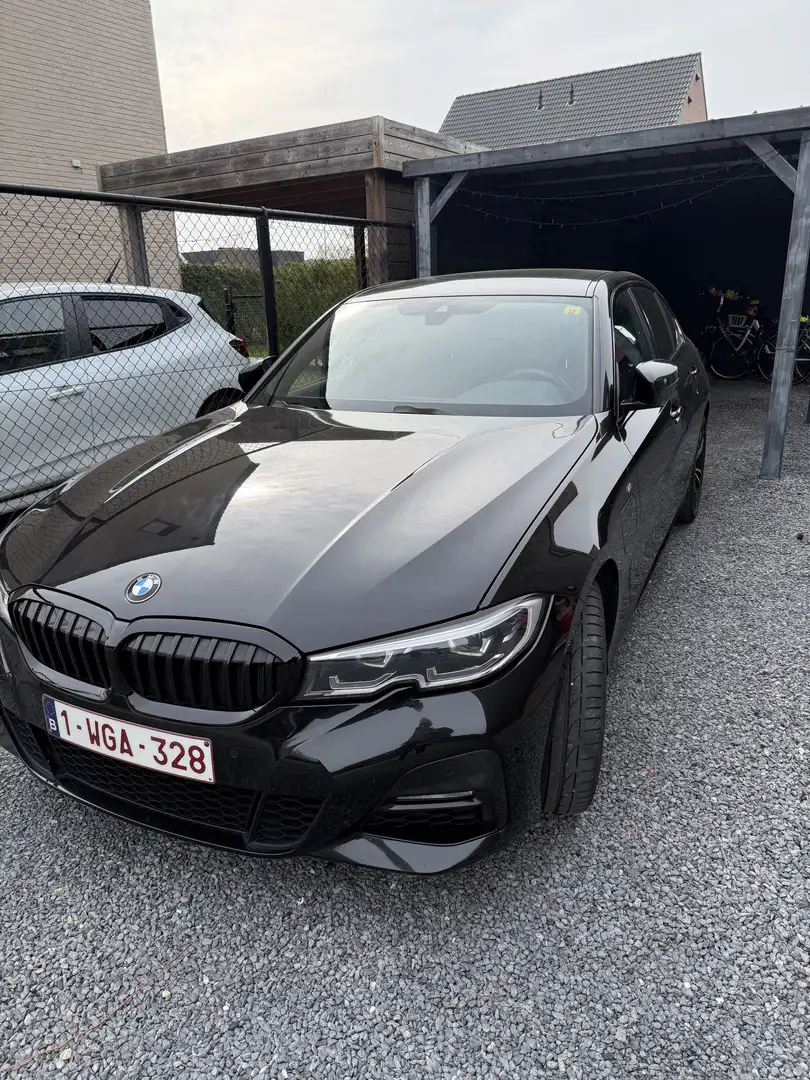 BMW Active Hybrid 3 330eAS PHEV Schwarz - 1
