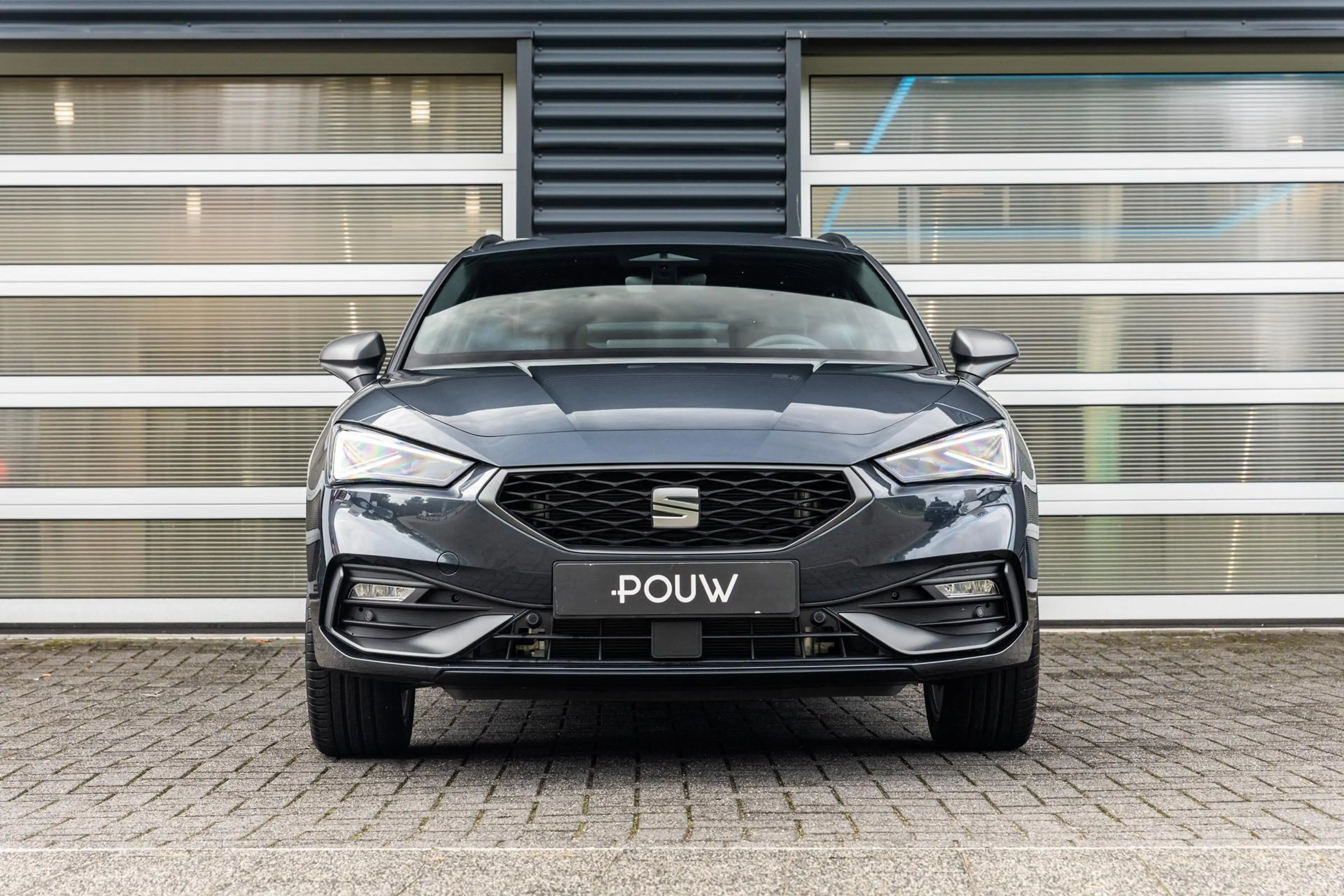 SEAT Leon e-Hybrid Sportstourer 1.5 TSI 204pk DSG FR Business | Velge — photo 8