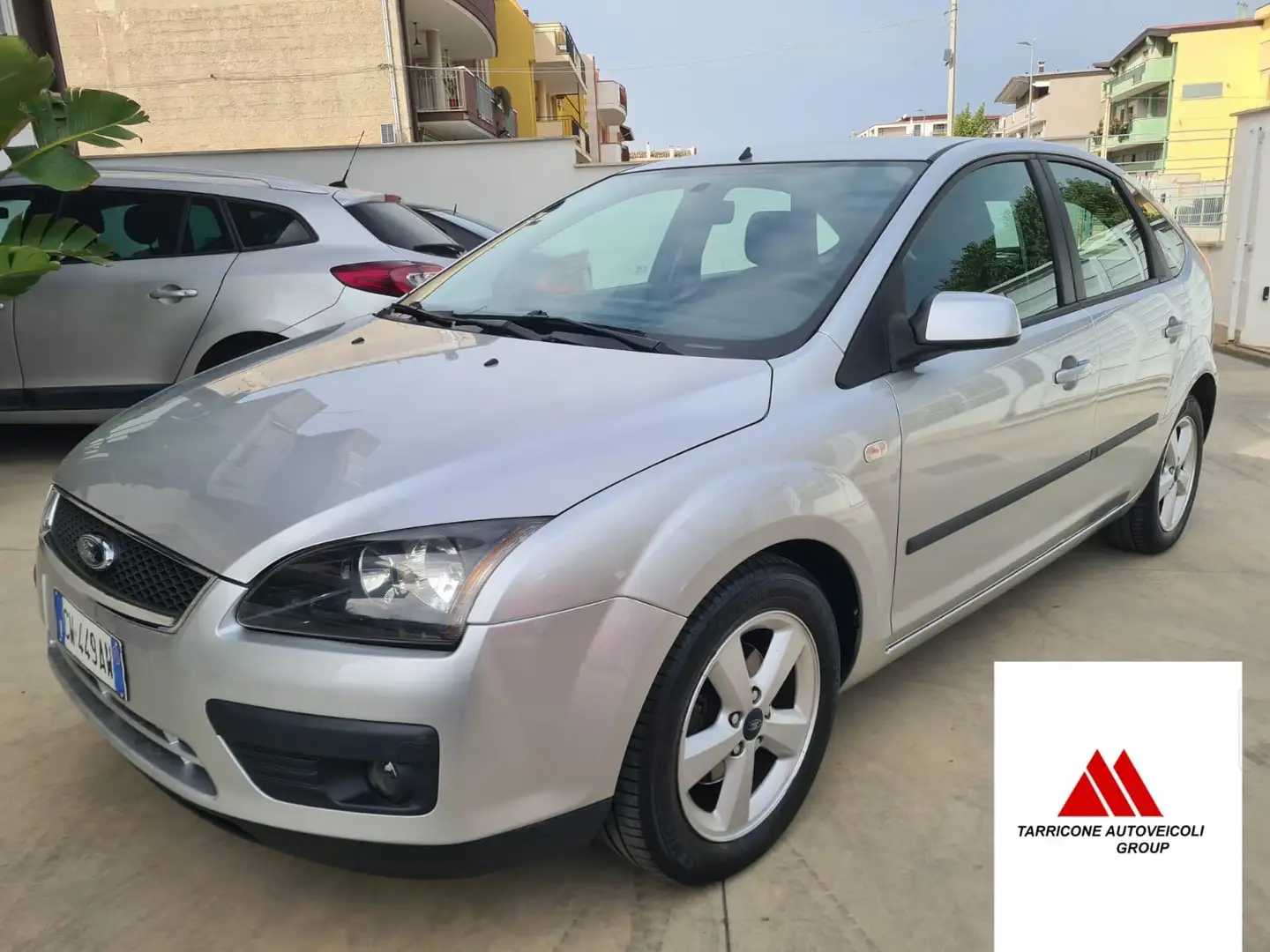 Ford Focus Focus 5p 1.6 tdci LE 90cv Argento - 1