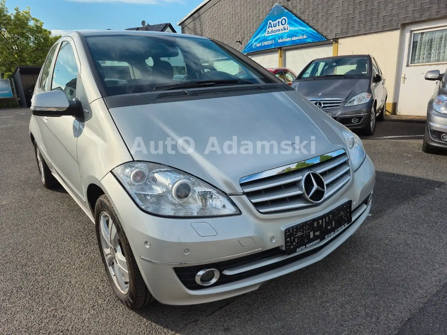 Mercedes-Benz A 180 Avantgarde P-Assist Xenon Klimaauto 75tkm Silber - 2