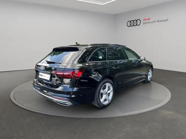 Audi A4 view 7