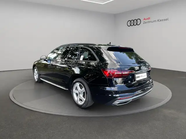 Audi A4 view 5