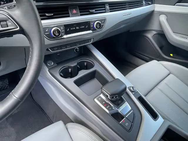 Audi A4 view 15