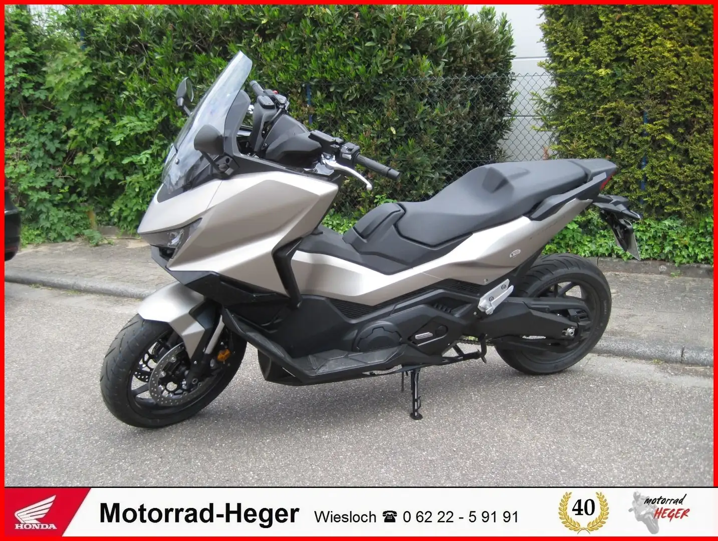 Honda Forza 750 NSS750 2025 Modell Bronze - 2
