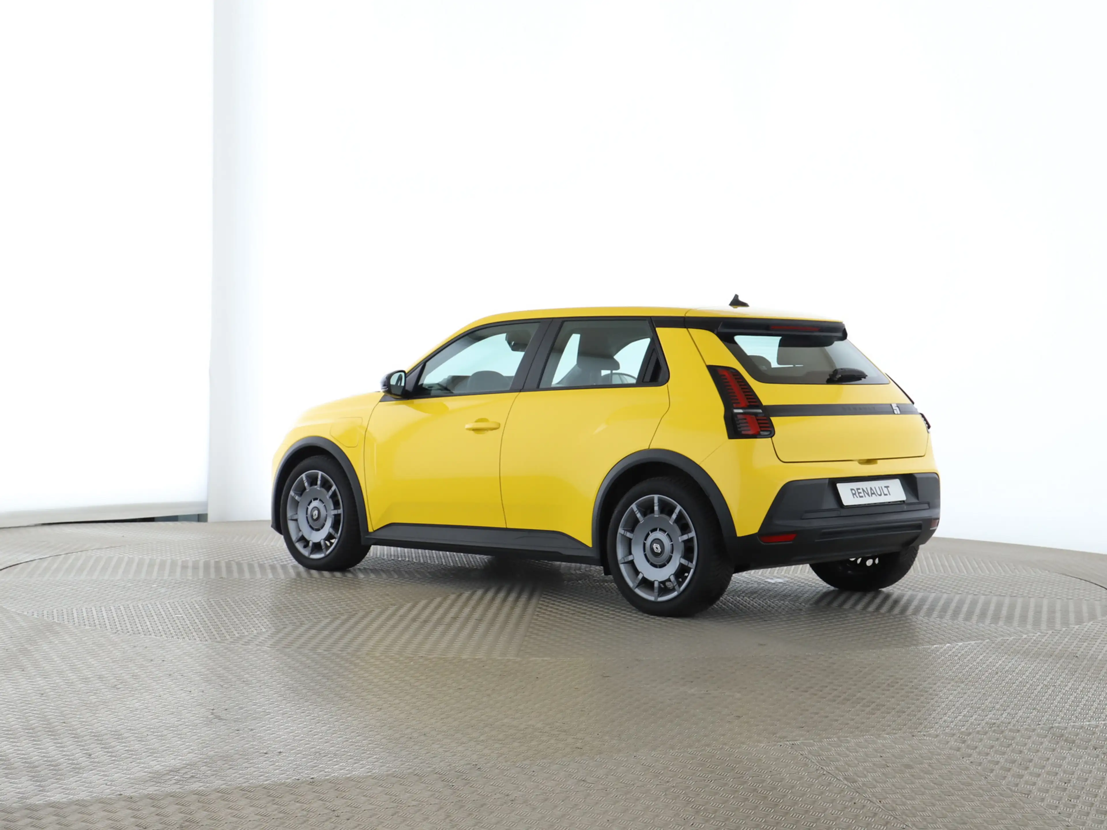 Renault R 5 Evolution 120 Urban Range  . — photo 11