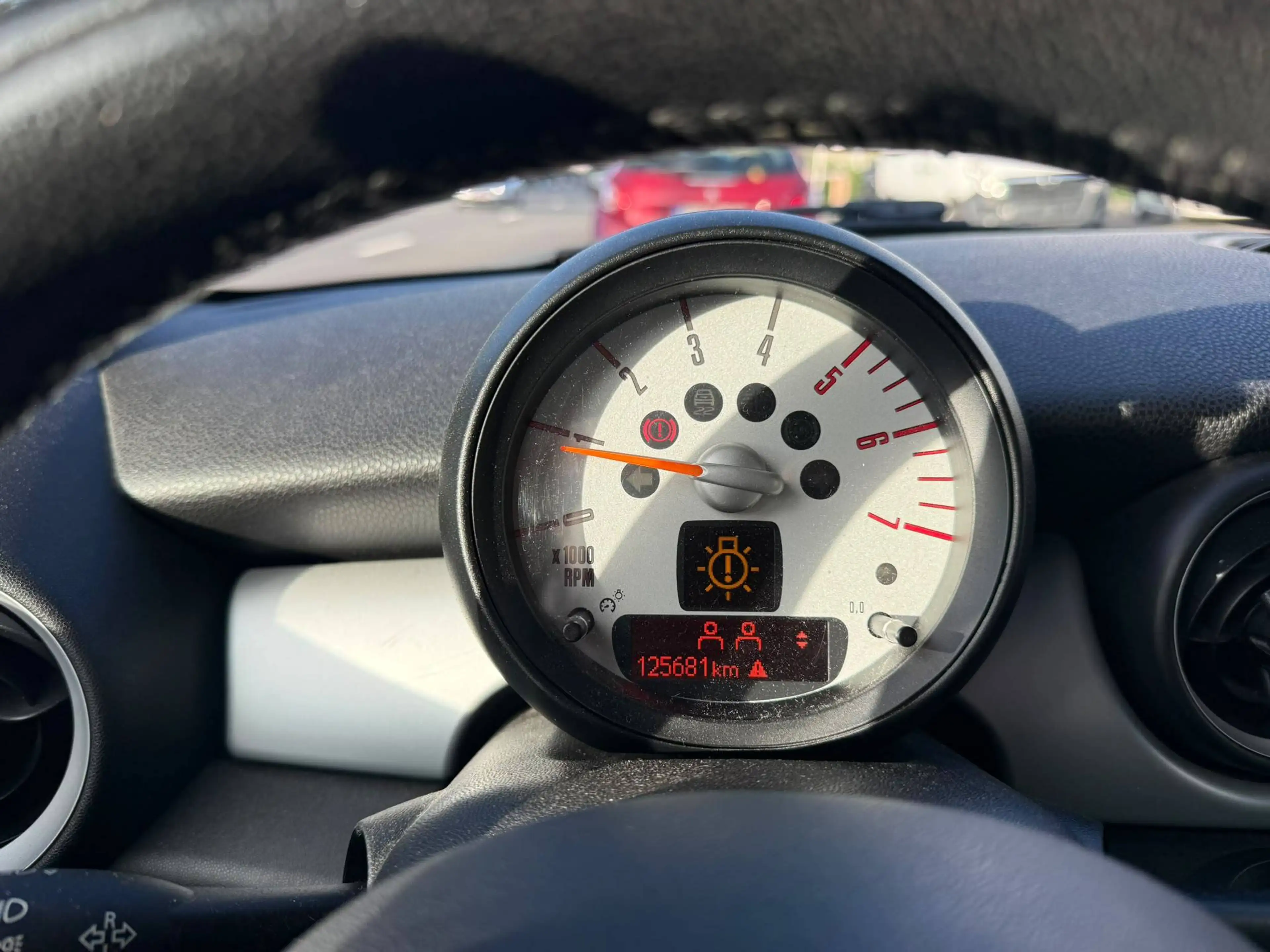 MINI Cooper D Mini 1.6 D Cooper DPF — photo 15