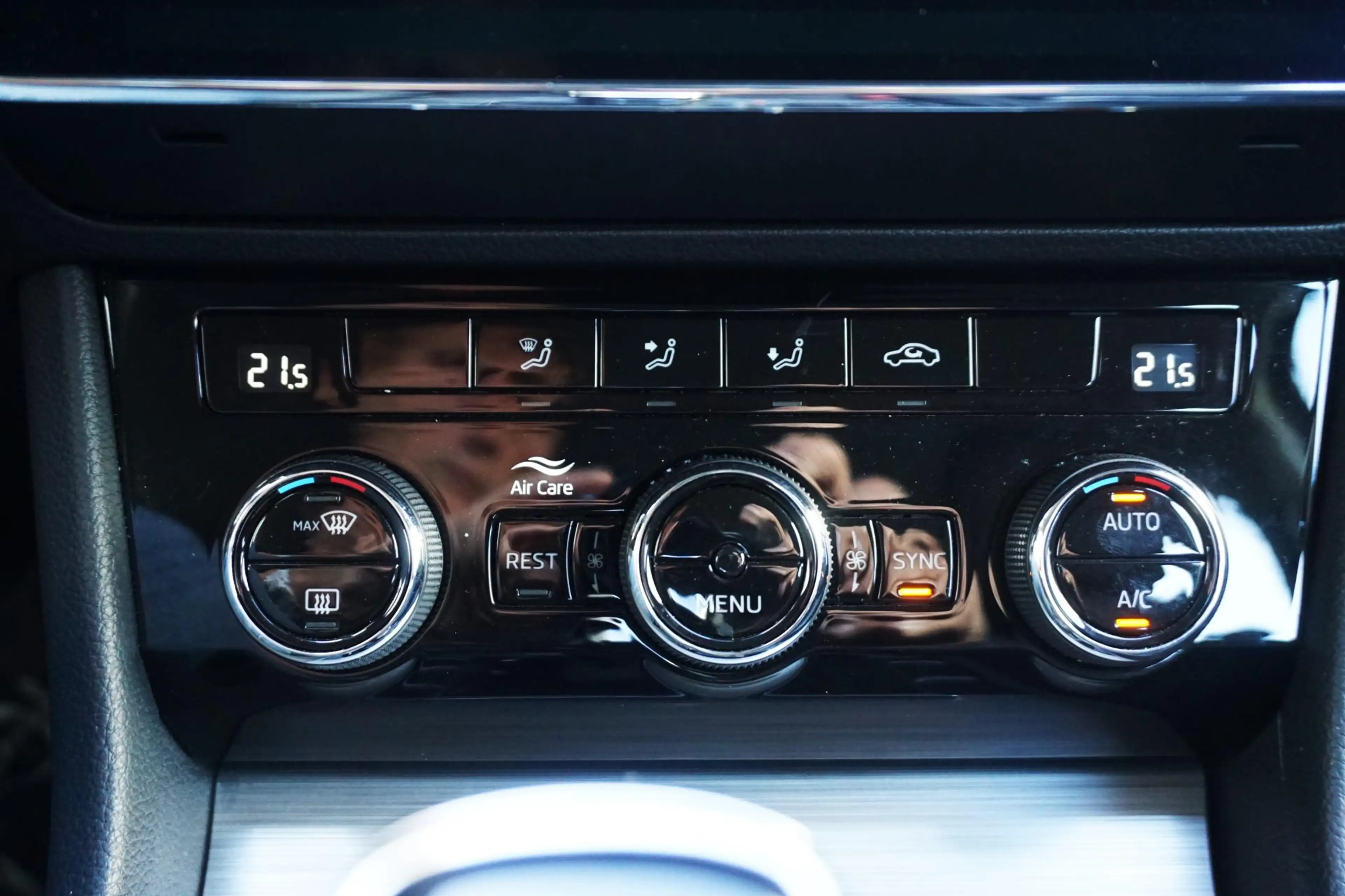 Skoda Superb Combi 1.5 TSI ACT Business Edition/All-Seasonbande — photo 10