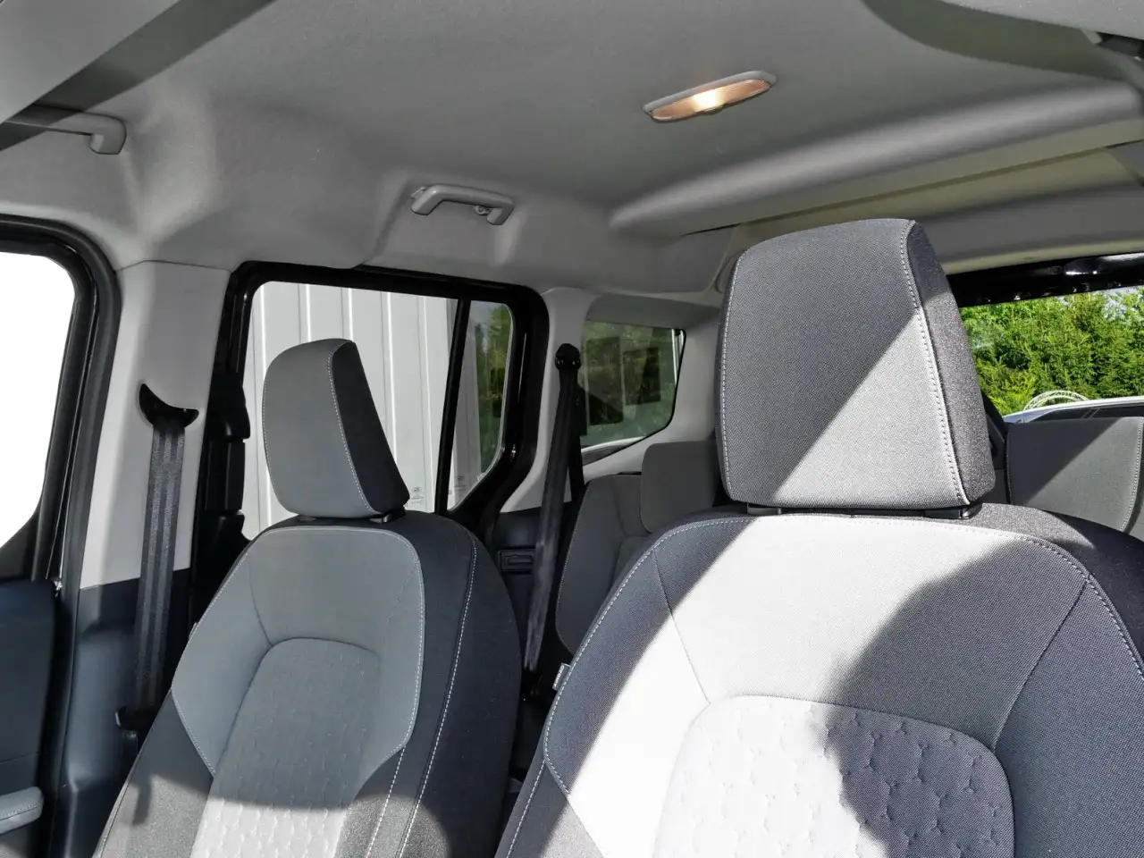 Ford Tourneo Courier Titanium 1.0 EB Klimaauto+Kamera Klima Navi 12