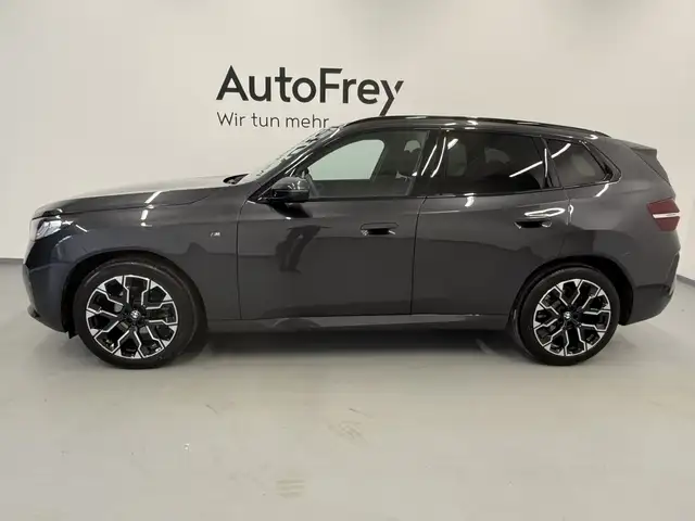 BMW X3 20d xDrive Ansicht 4