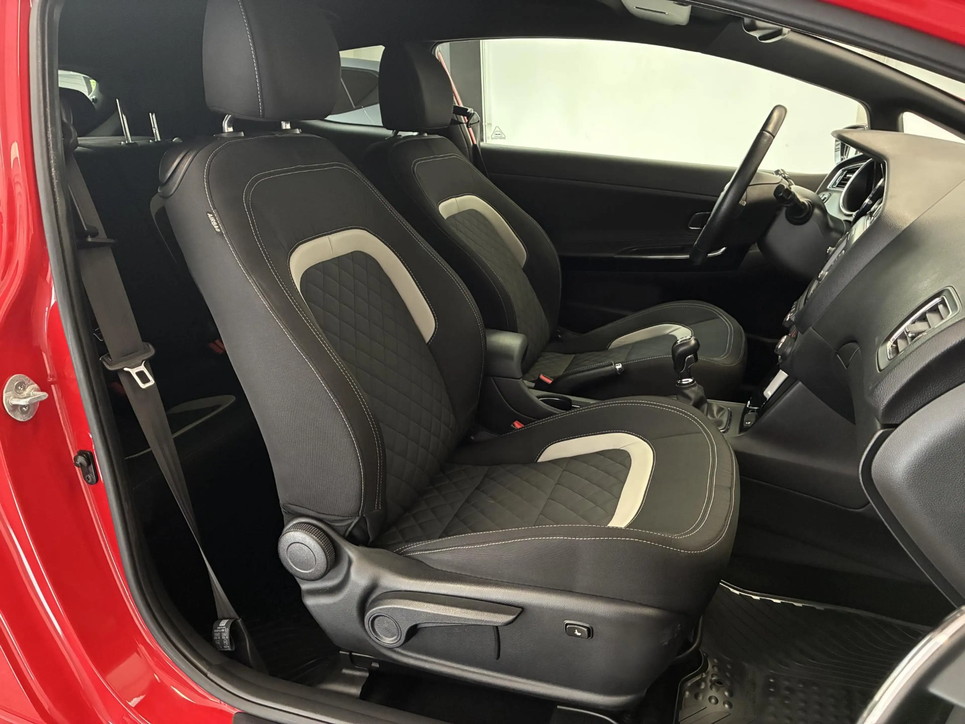 Kia ProCeed / pro_cee'd 1.0 T-GDi GT-Line | CAMERA | STOEL VERW. | ORG.NL — photo 6
