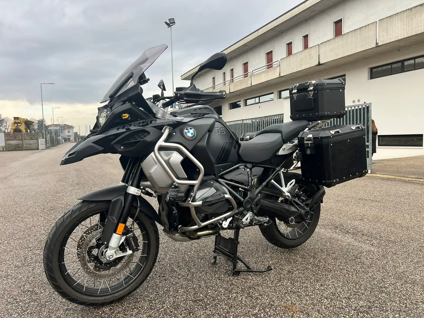 BMW R 1250 GS Adventure TRIPLE BLACK FULL OPTIONAL Negro - 2
