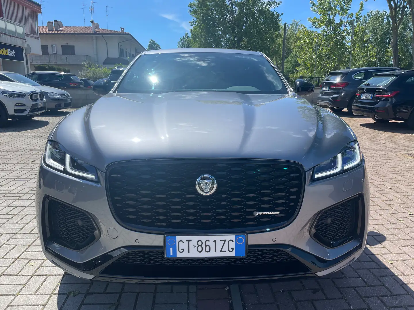 Jaguar F-Pace F-Pace2.0d i4mhev R-DynamicS awd163cvGARANZIA JAG. Grijs - 2