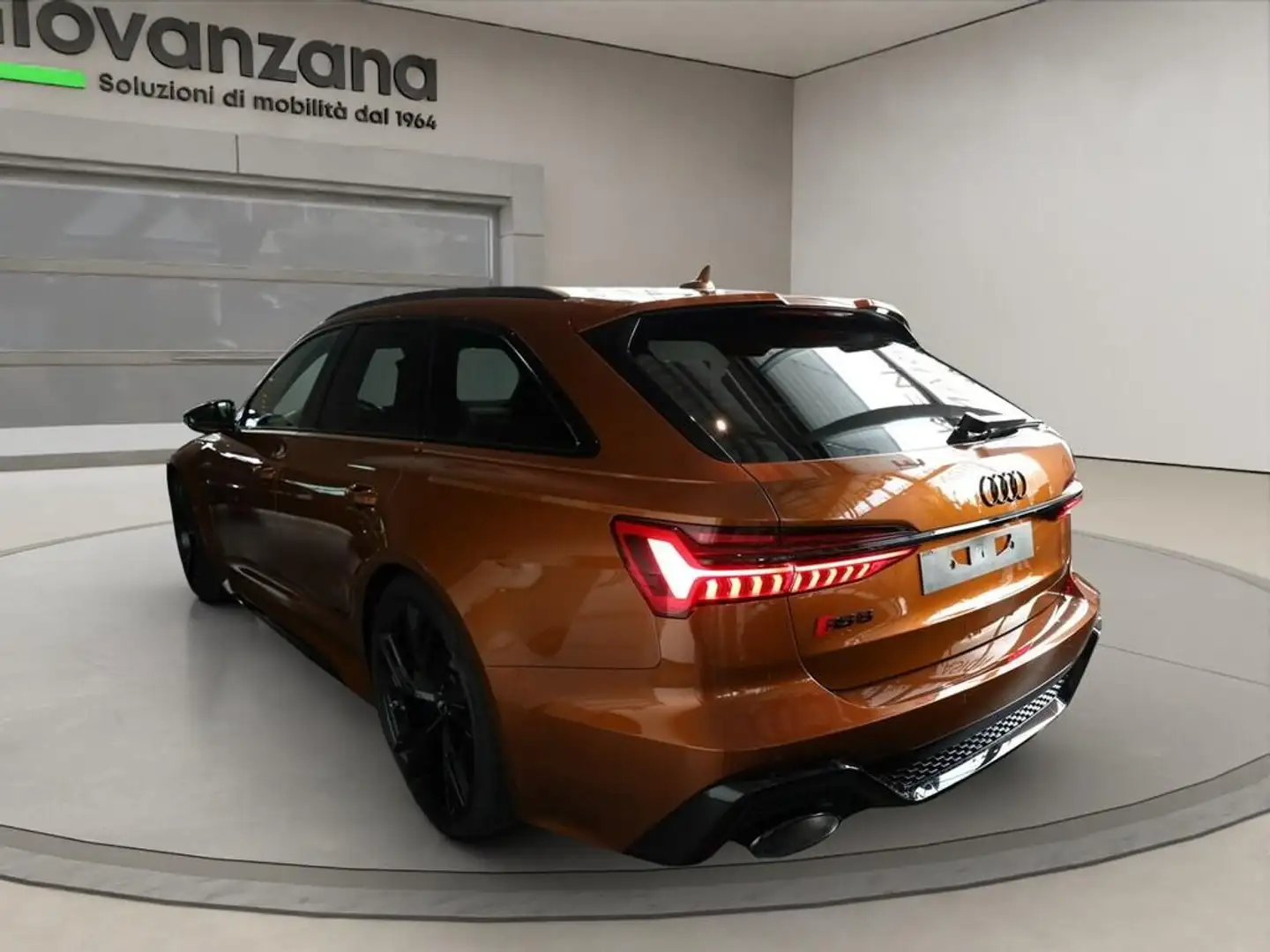 Audi RS6 Avant 4.0 mhev quattro tiptronic Arancione - 2