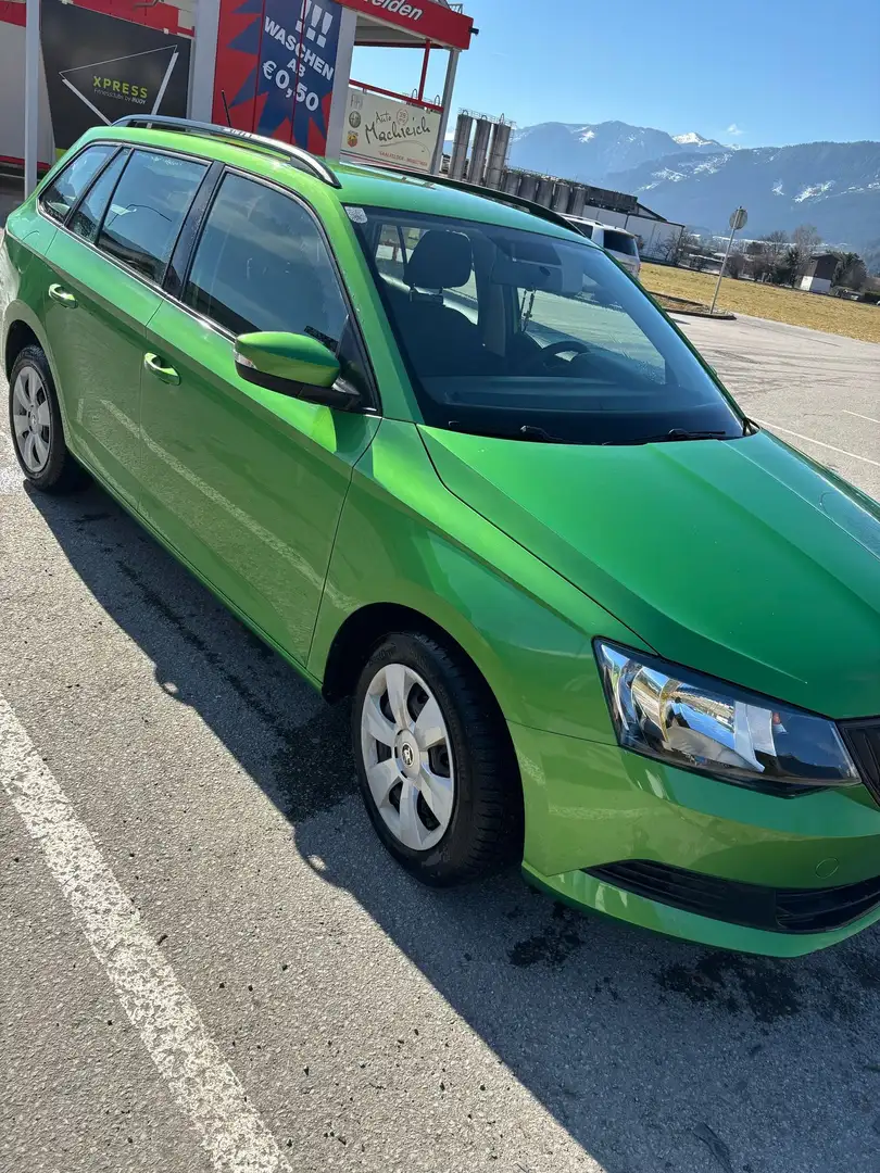 Skoda Fabia Fabia Combi Active 1,0 Active Grün - 1